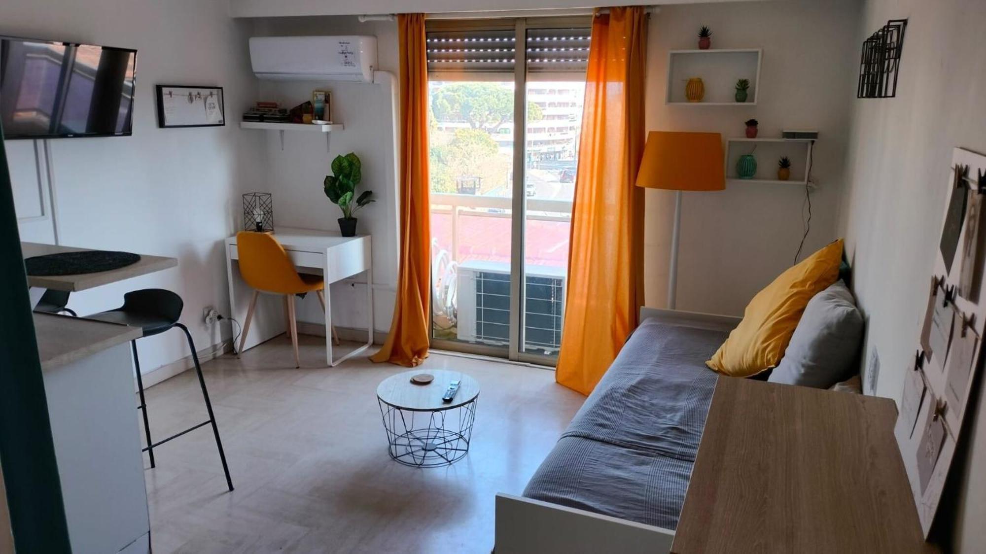 Guignon - Apart Sunny Comfort Close To The Port & Station Αντίμπ Εξωτερικό φωτογραφία